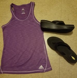 Addis work out tank top size m, flip flops size 10